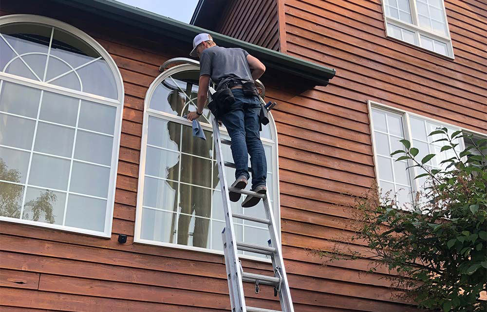 Residential-window cleaning in Carmel